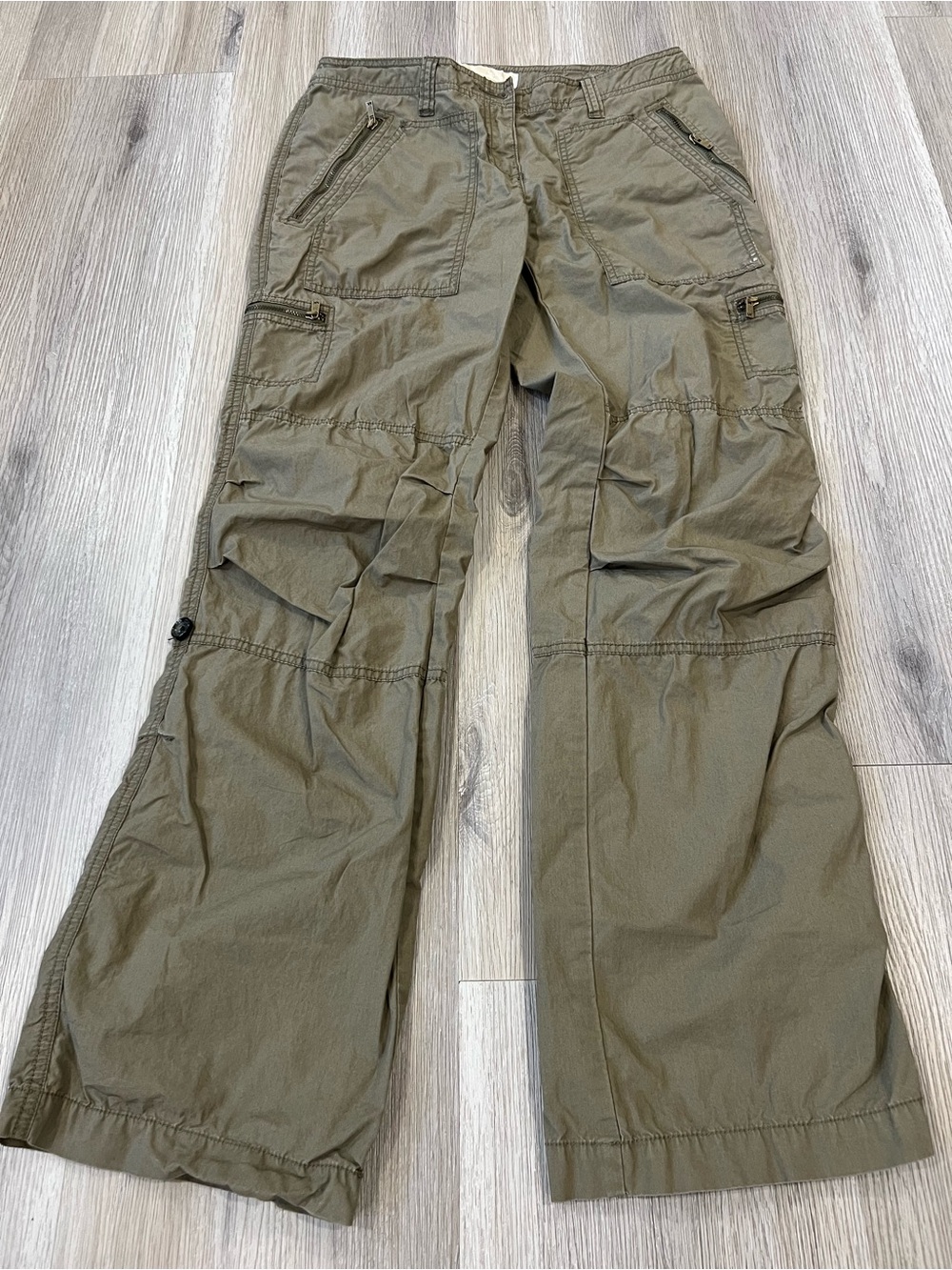 Michael Kors Olive Cargo Trousers with Zip Pockets - Picture 4 of 13